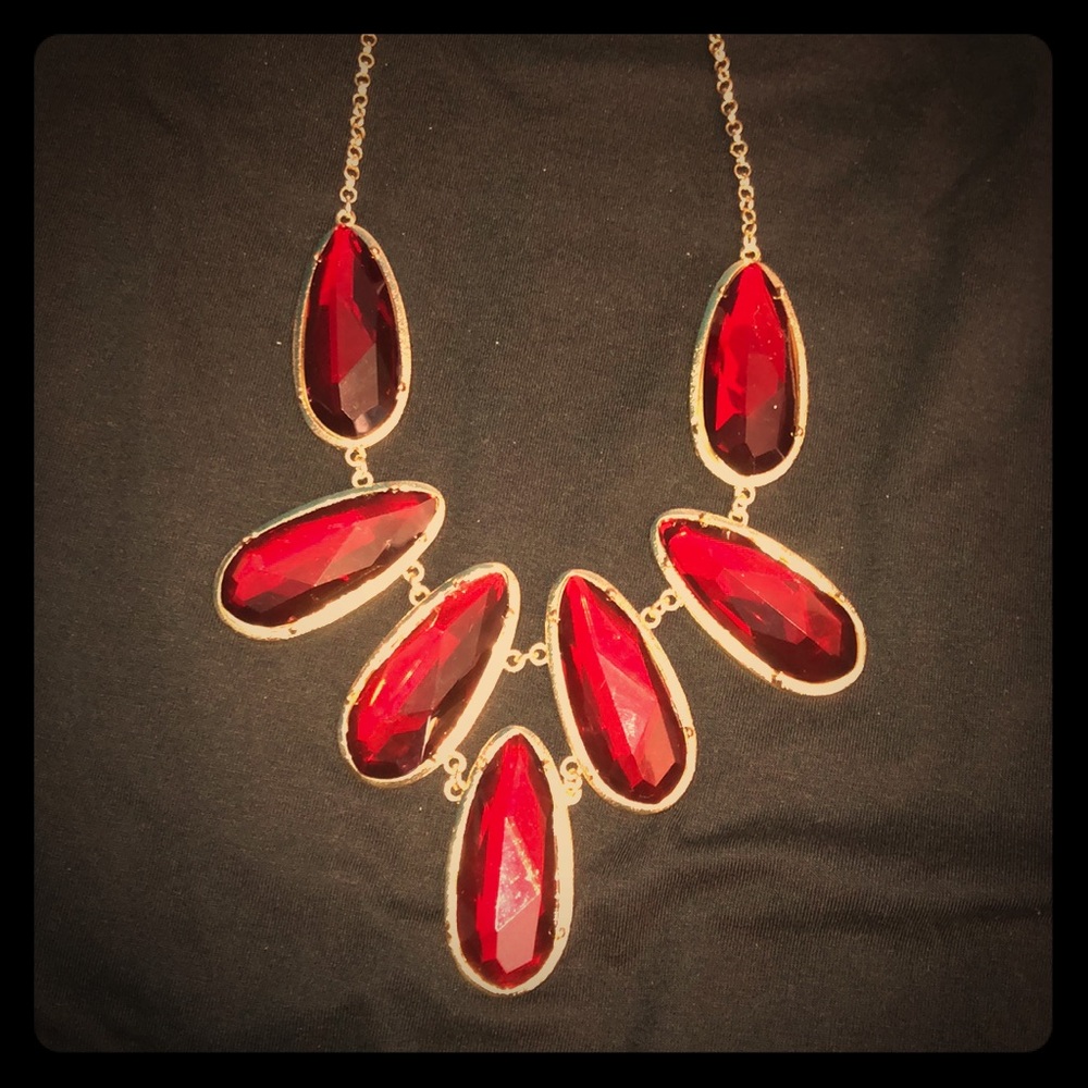 NWT Large Red and gold necklace